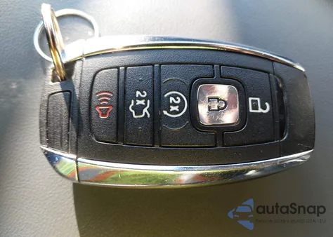 2019 Lincoln Nautilus Reserve z USA, uszkodzony, nr VIN 2LMPJ6LP6KBL14647